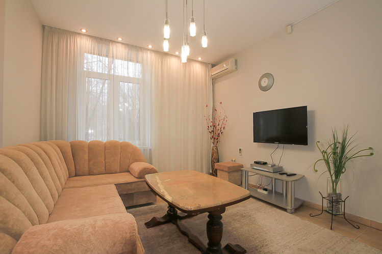 Central Art Apartment este un apartament de 2 camere de inchiriat in Chisinau, Moldova
